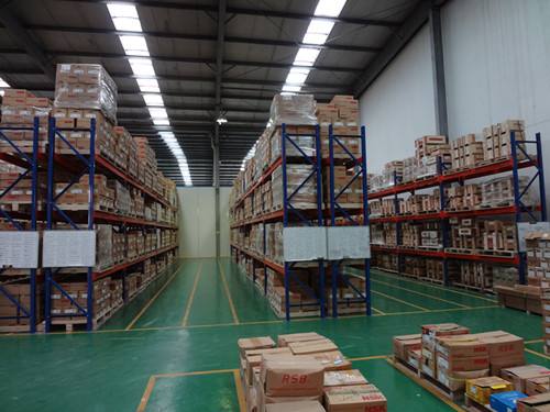 FAG軸承倉(cāng)庫 /UploadFiles/image/20171128/20171128101641614161.jpg